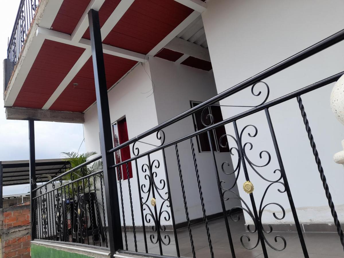 Apartaestudios El Jardin 2 Cali Eksteriør bilde